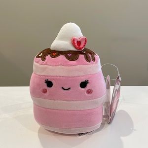 NWT 5” Shelly the Strawberry Pancake Valentine Squishmallow